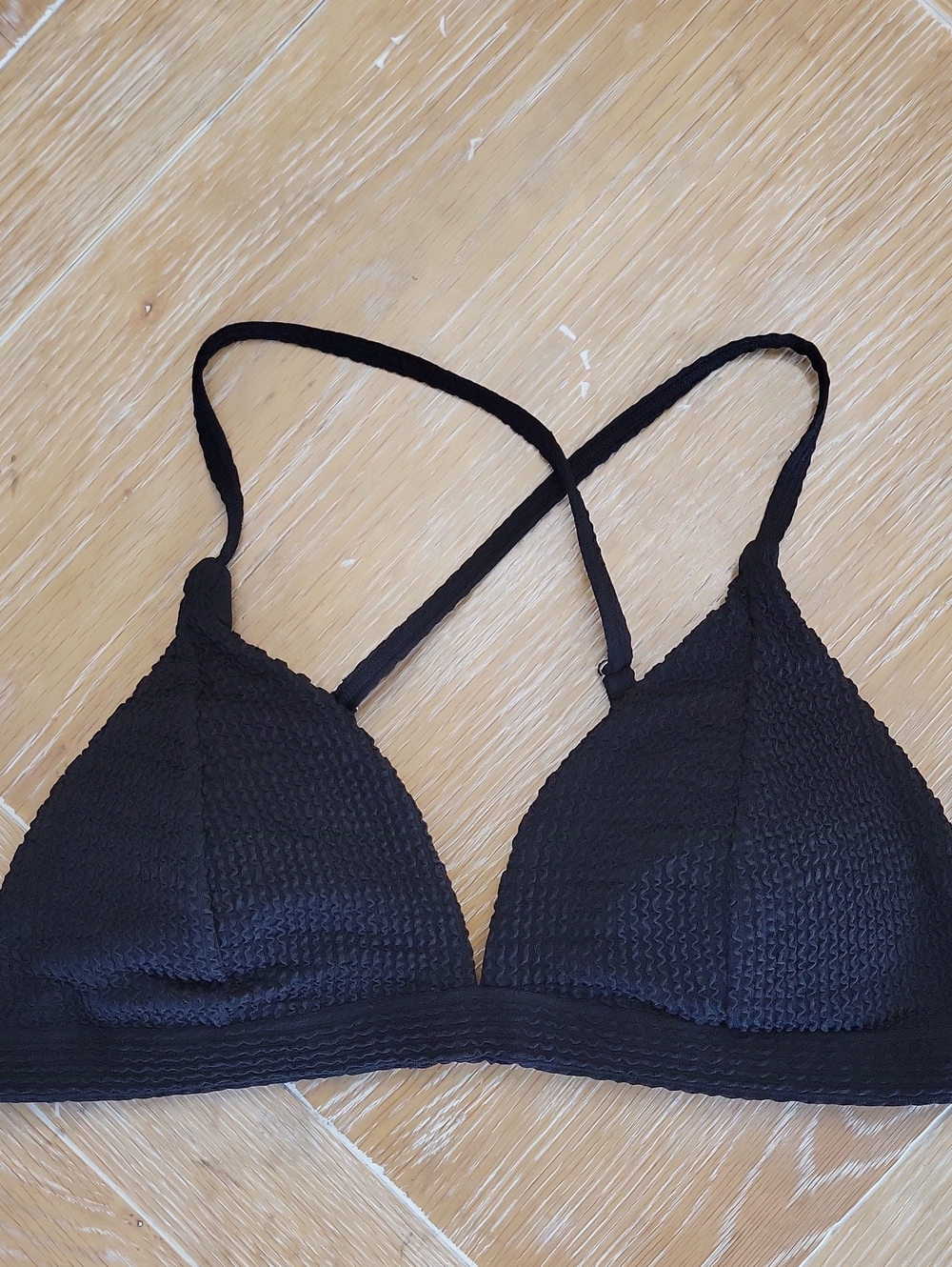 Halara Black Textured Front V Bikini Top In Large NWOT